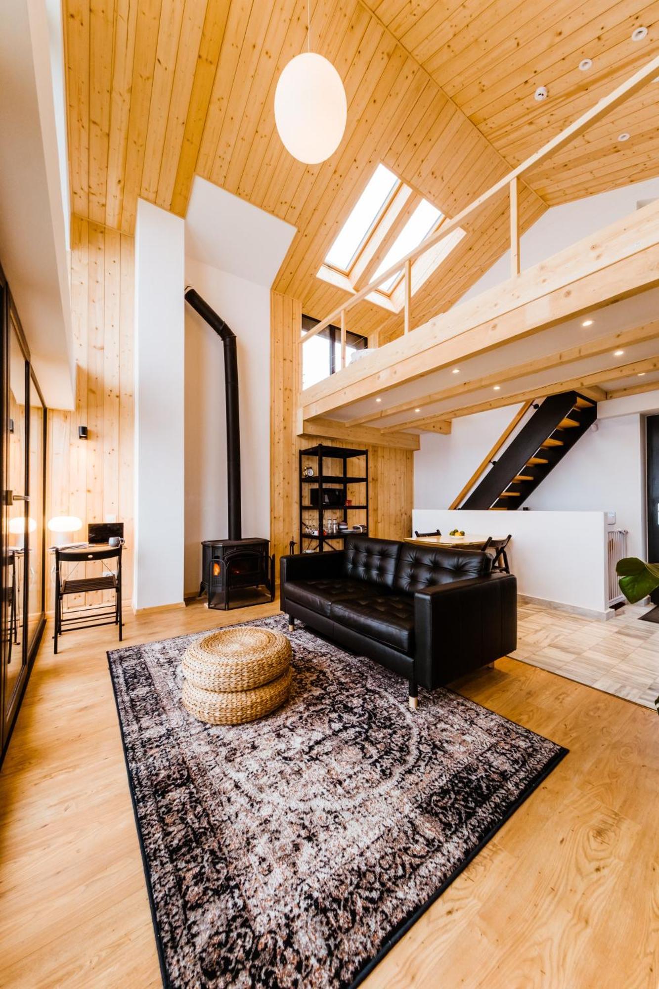 Peştera Amont Chalet מראה חיצוני תמונה