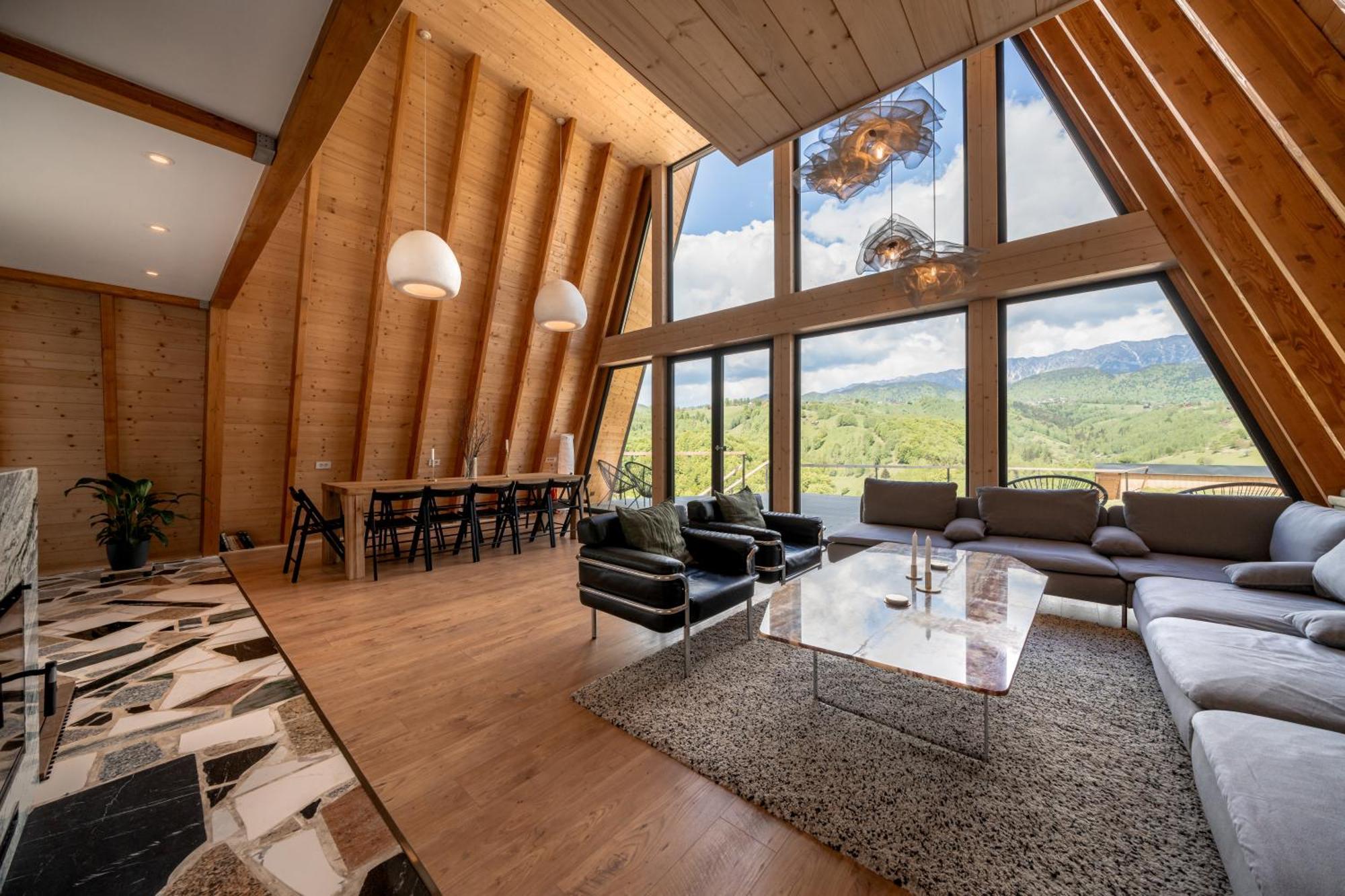 Peştera Amont Chalet מראה חיצוני תמונה