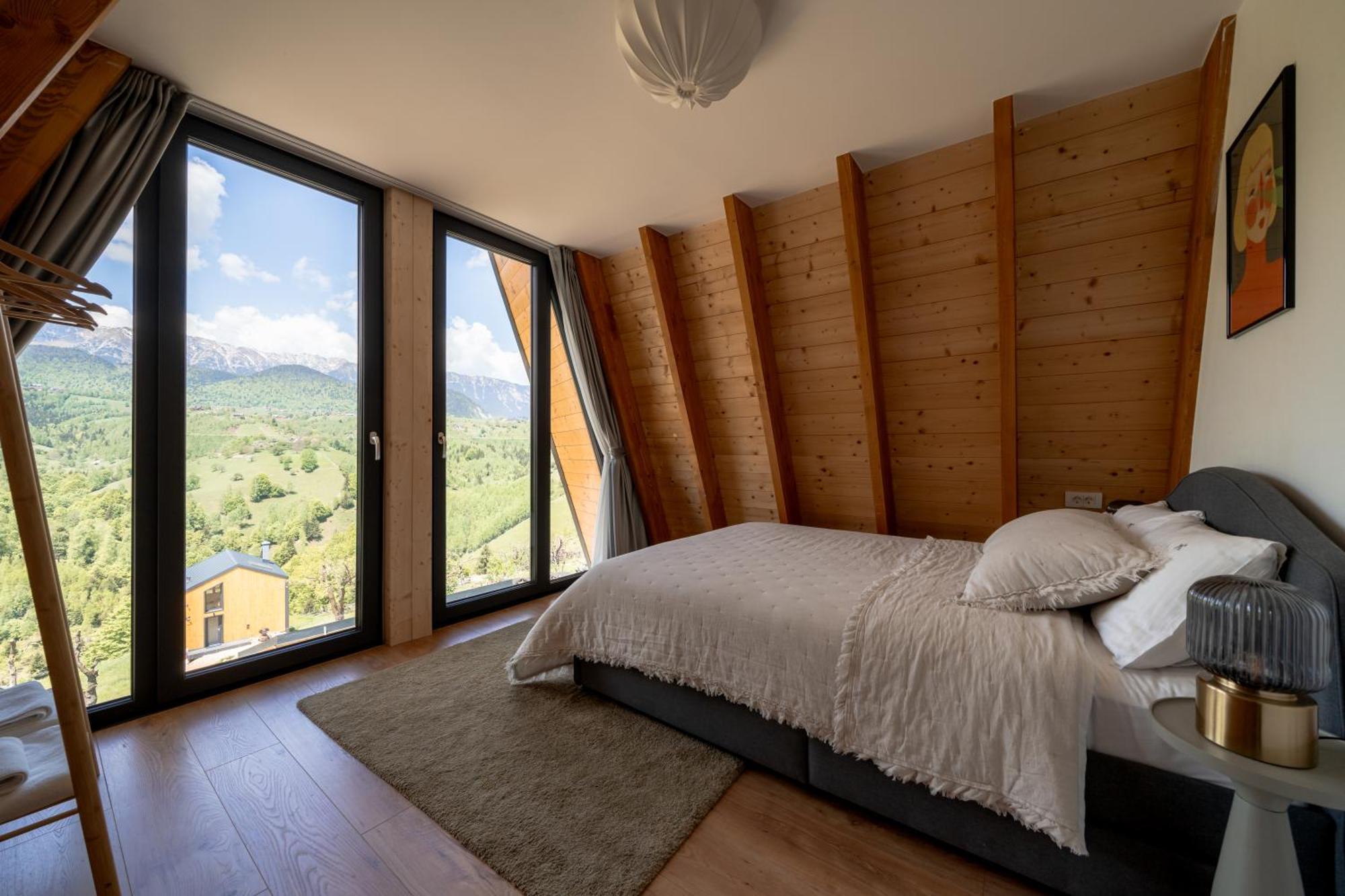 Peştera Amont Chalet מראה חיצוני תמונה